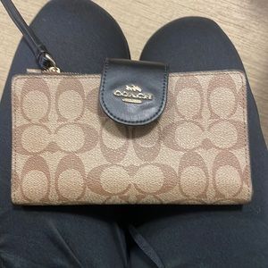 Large Coach Wallet